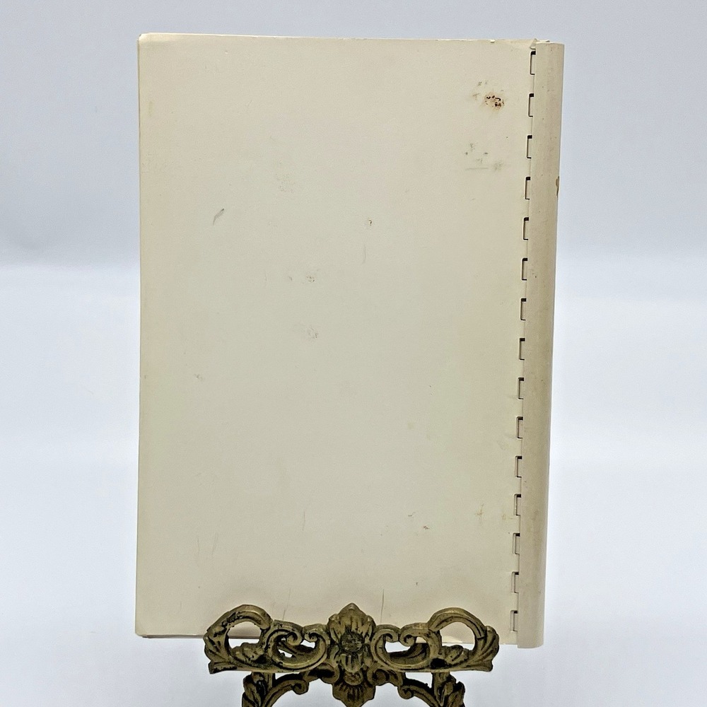 Ramona Jones Recipes from the Grandpa Jones Family Dinner Theatre Cookbook AR - Picture 2 of 16